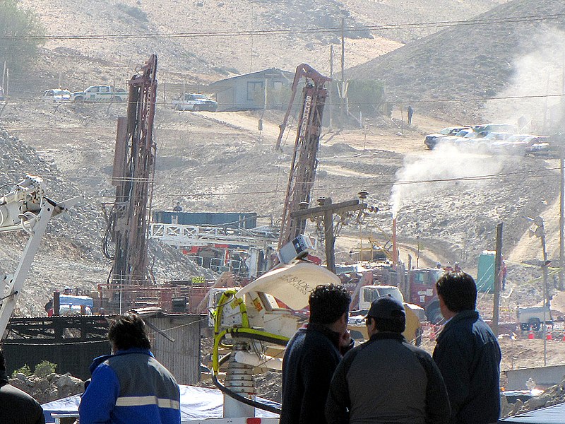 Rescue efforts at the Copiapo mine on 10 August 2010