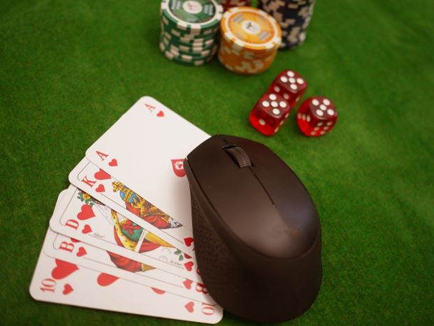 Exploring the Most Popular Online Casino Games and Their Features