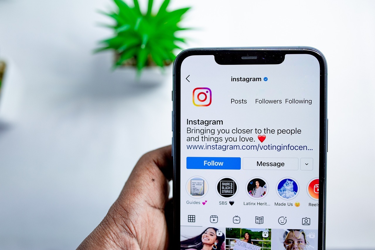 How Hashtags Can Boost Your Instagram Account