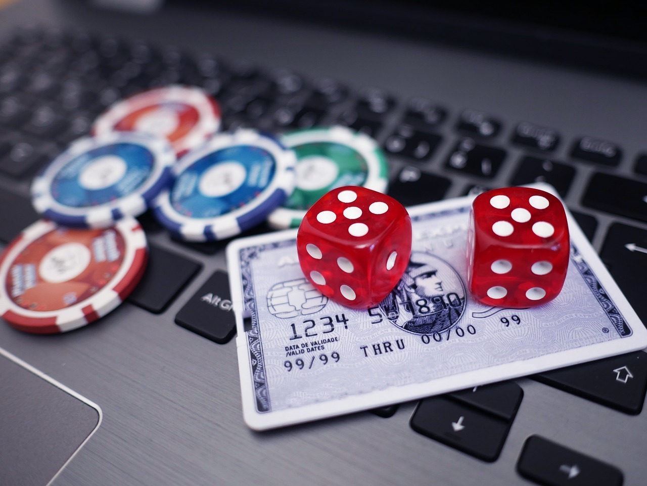 Winning Big at Online Casinos: Unleash Your Inner High Roller