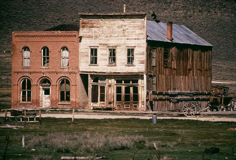 Bodie, old structure, red and brown in color