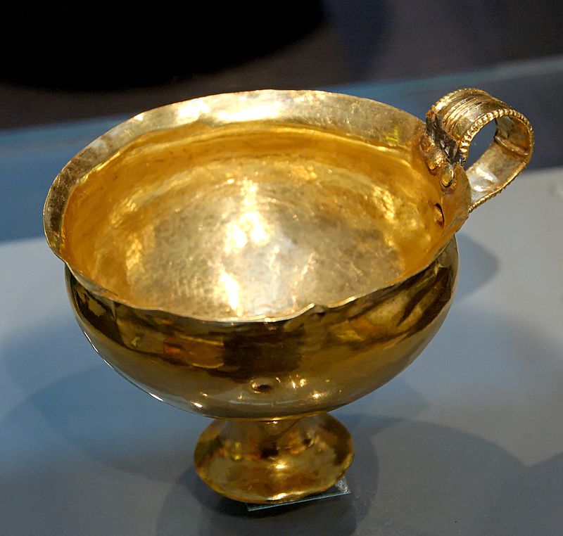 A golden goblet from the Mycenaean period