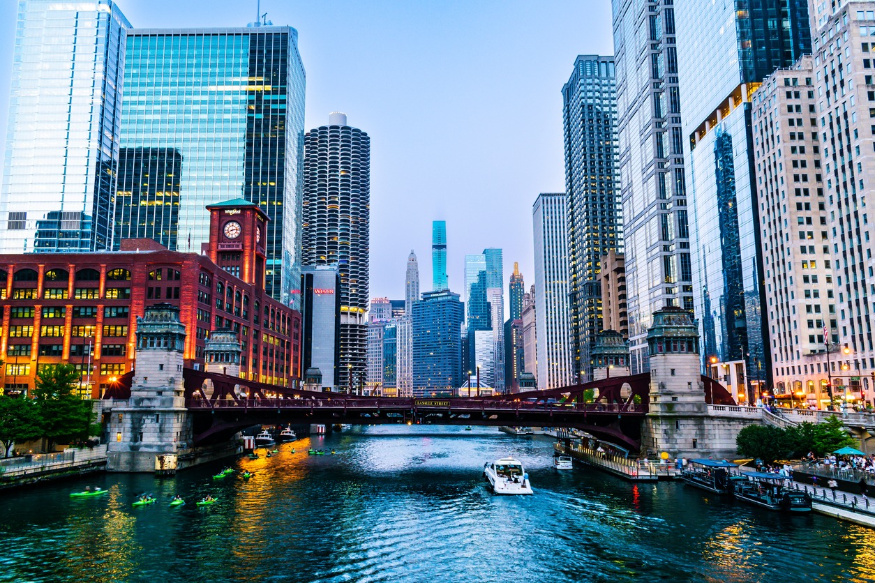 Chicago Riverwalk and skyscrapers