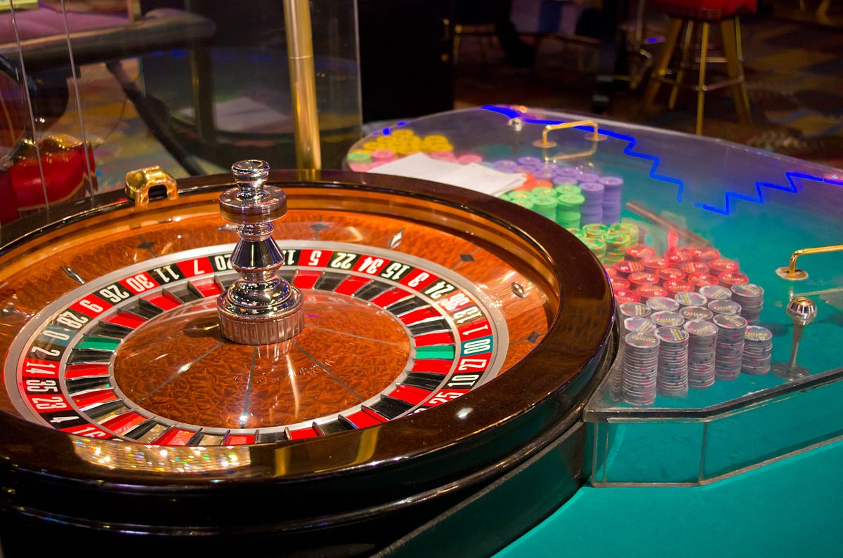 From Traditional Casinos to Online Platforms