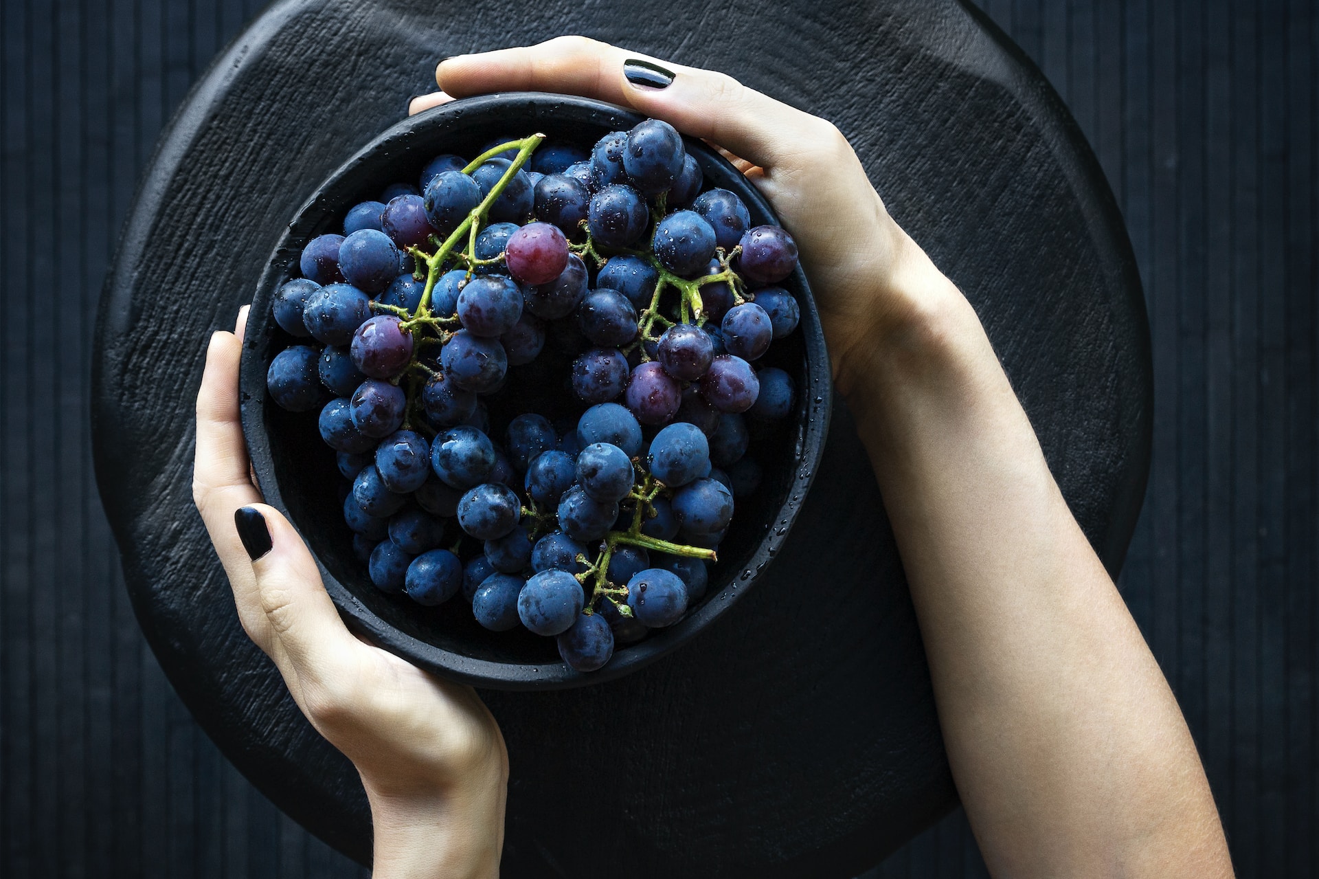Blue Grapes, Purple Grapes, Wellness, Grapes In A Bowl, Bowl Of Grapes, Health, Wellness, Holistic, Vine, Fresh Fruit, Ripe Grapes, Healthy Eating
