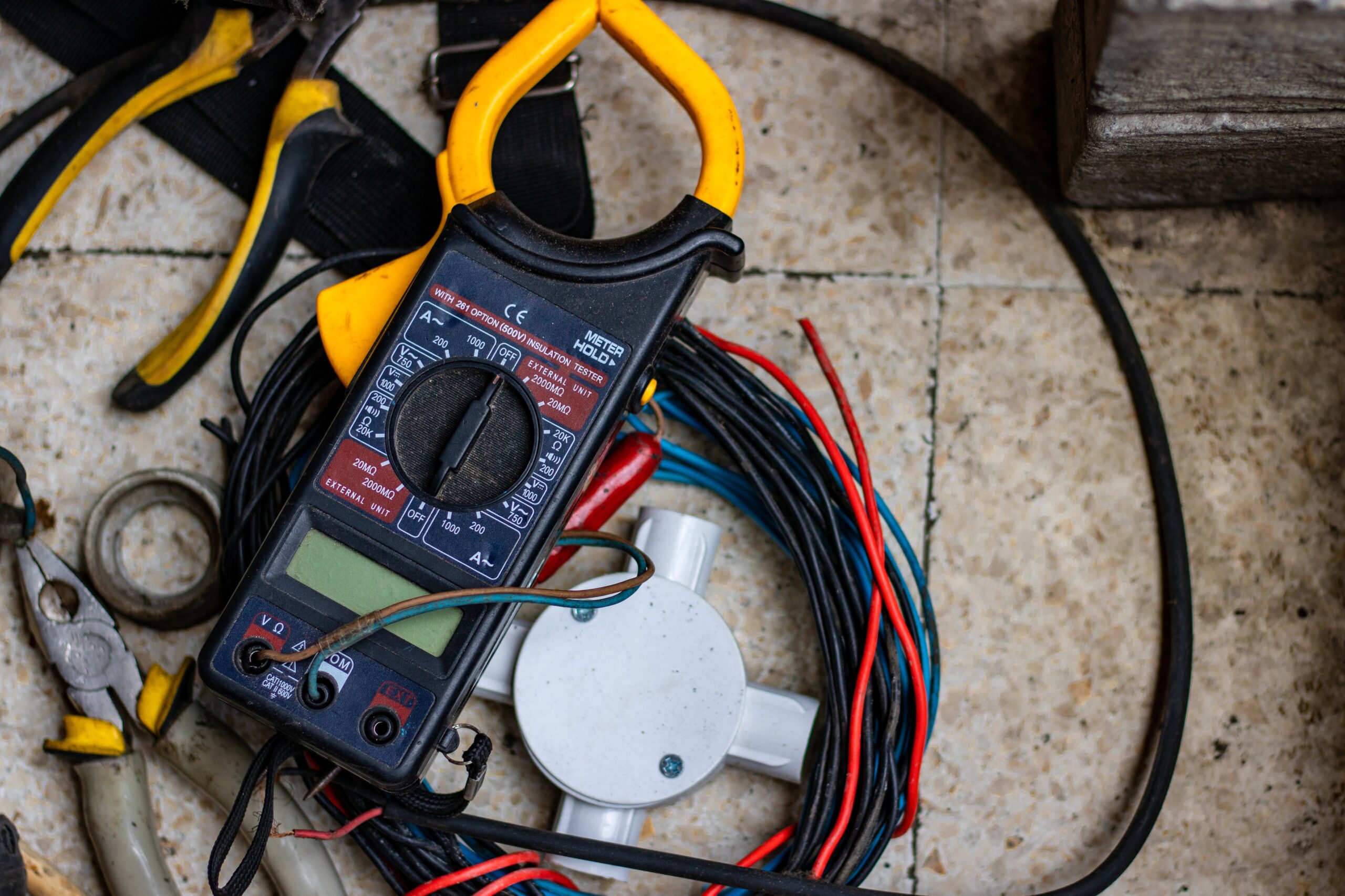 Understanding the Different Types of Electrical Contractors