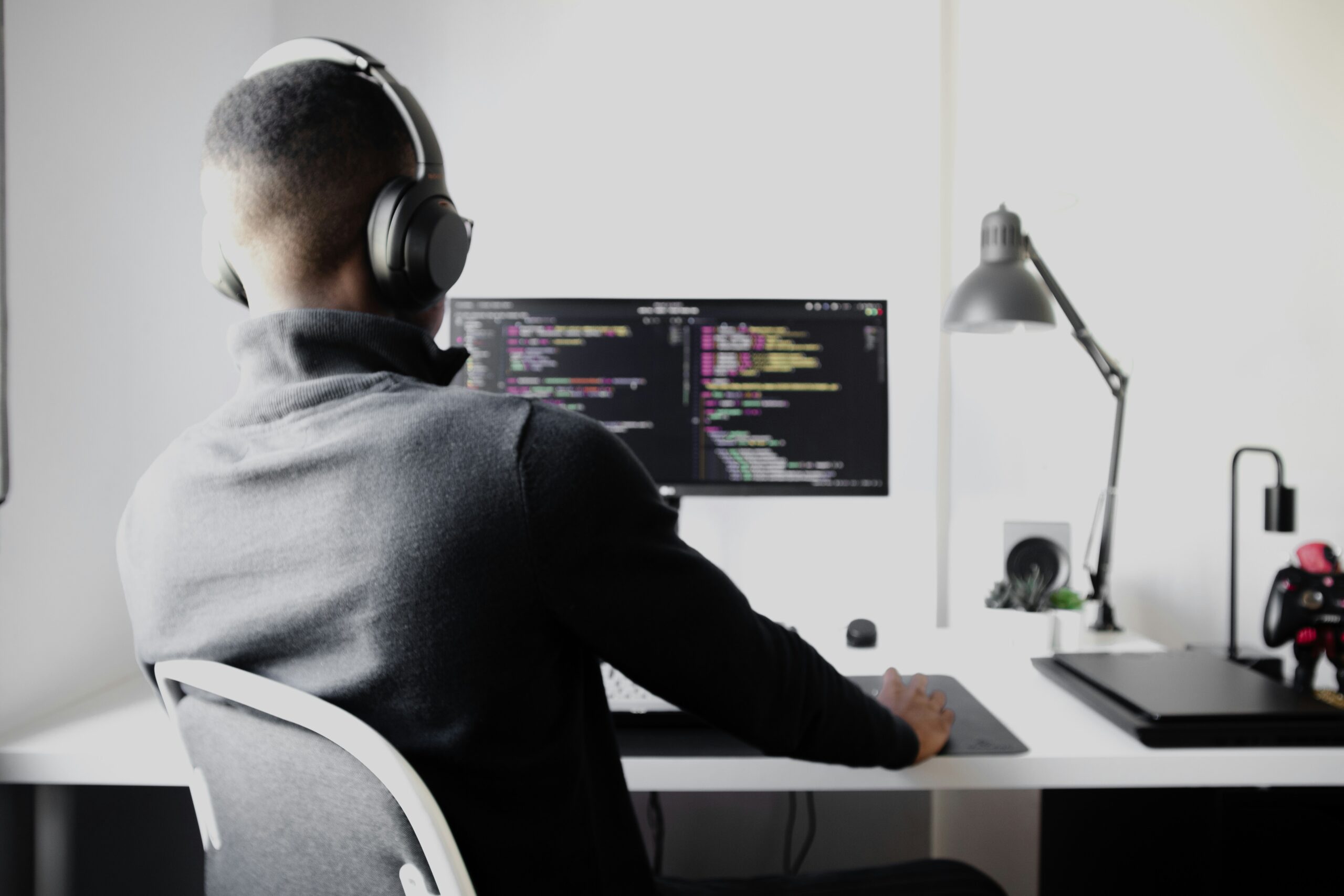 Benefits of Hiring a Team of Software Developers