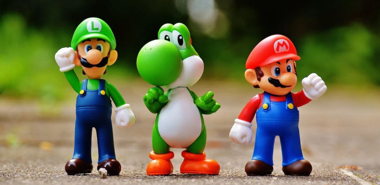 Mario, Luigi and Yoshi figurines