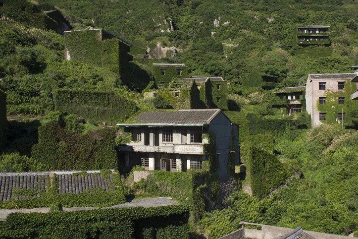 The Abandoned Village of Houtouwan in China