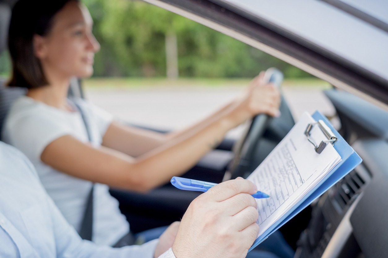 The Significance of UK Driving Lessons and Passing the Driving Test