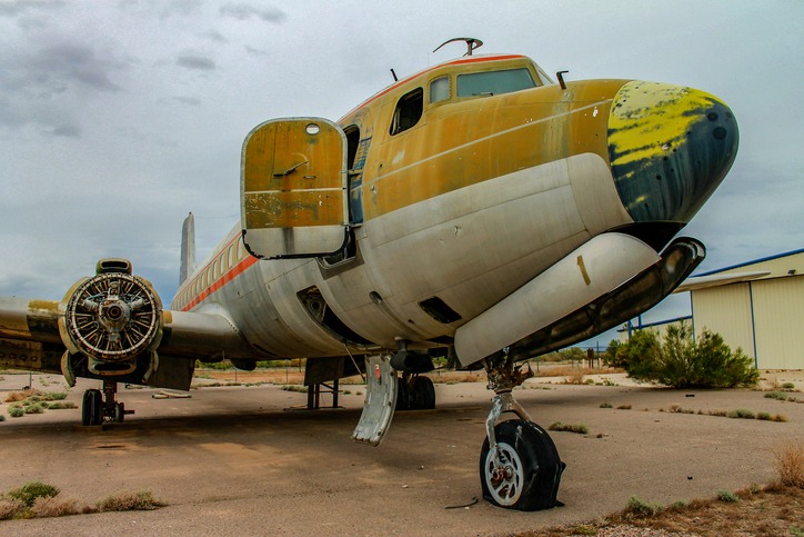 an abandoned airplane in the Gila River Memorial Airport in Arizona