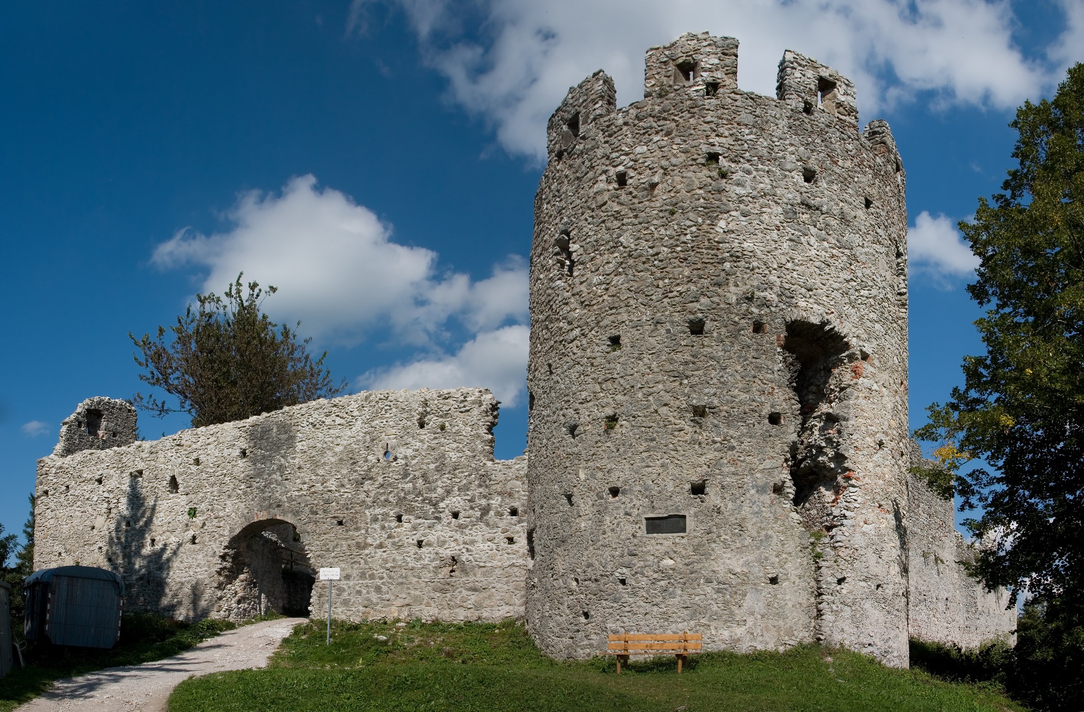 ruins of Hohenfreyberg Castle in Germany