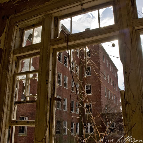 the abandoned Glenn Dale Hospital in Maryland