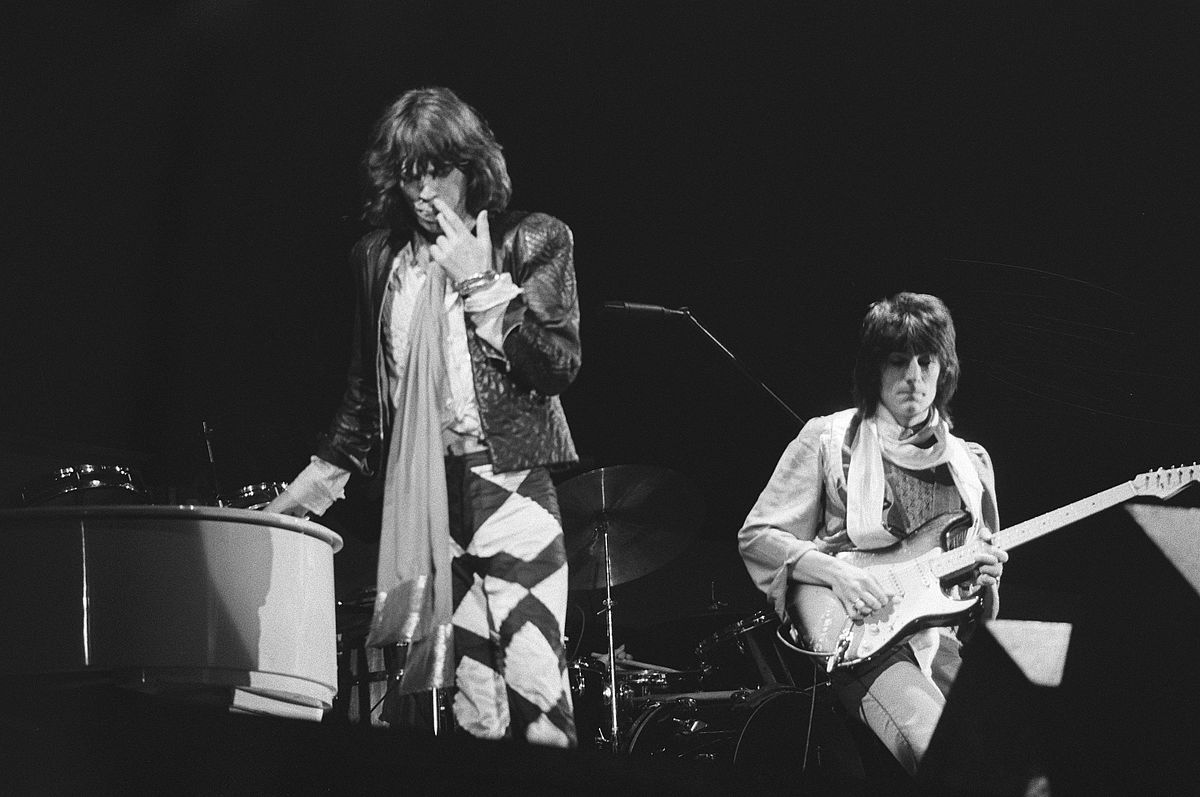 Rolling Stones in concert, Mick Jagger (vocals) and Ronnie Wood (guitar)