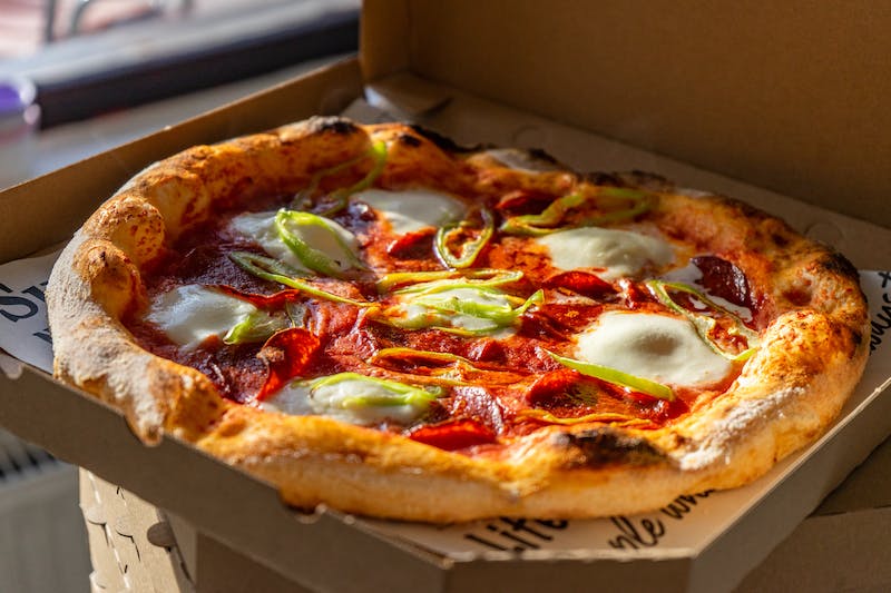 Neapolitan Pizza: The Archetype of Modern Pizza