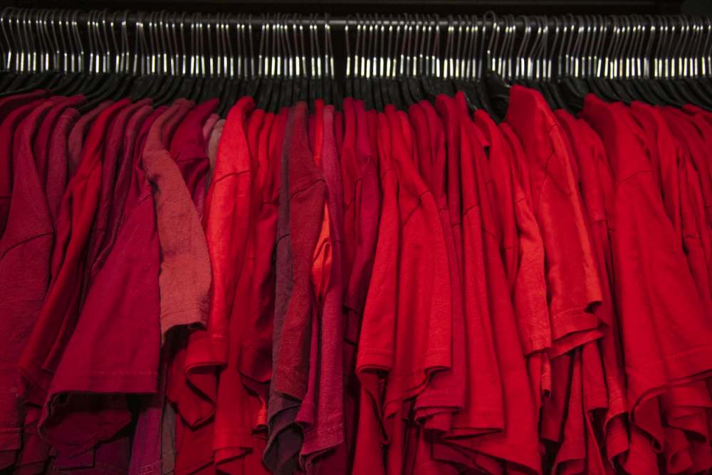 Lots of red shirts