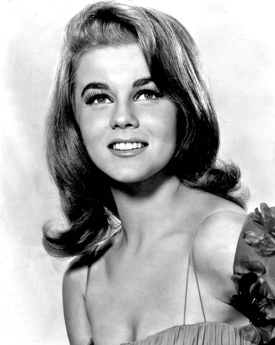 Promotional photo of Ann-Margret, 1967