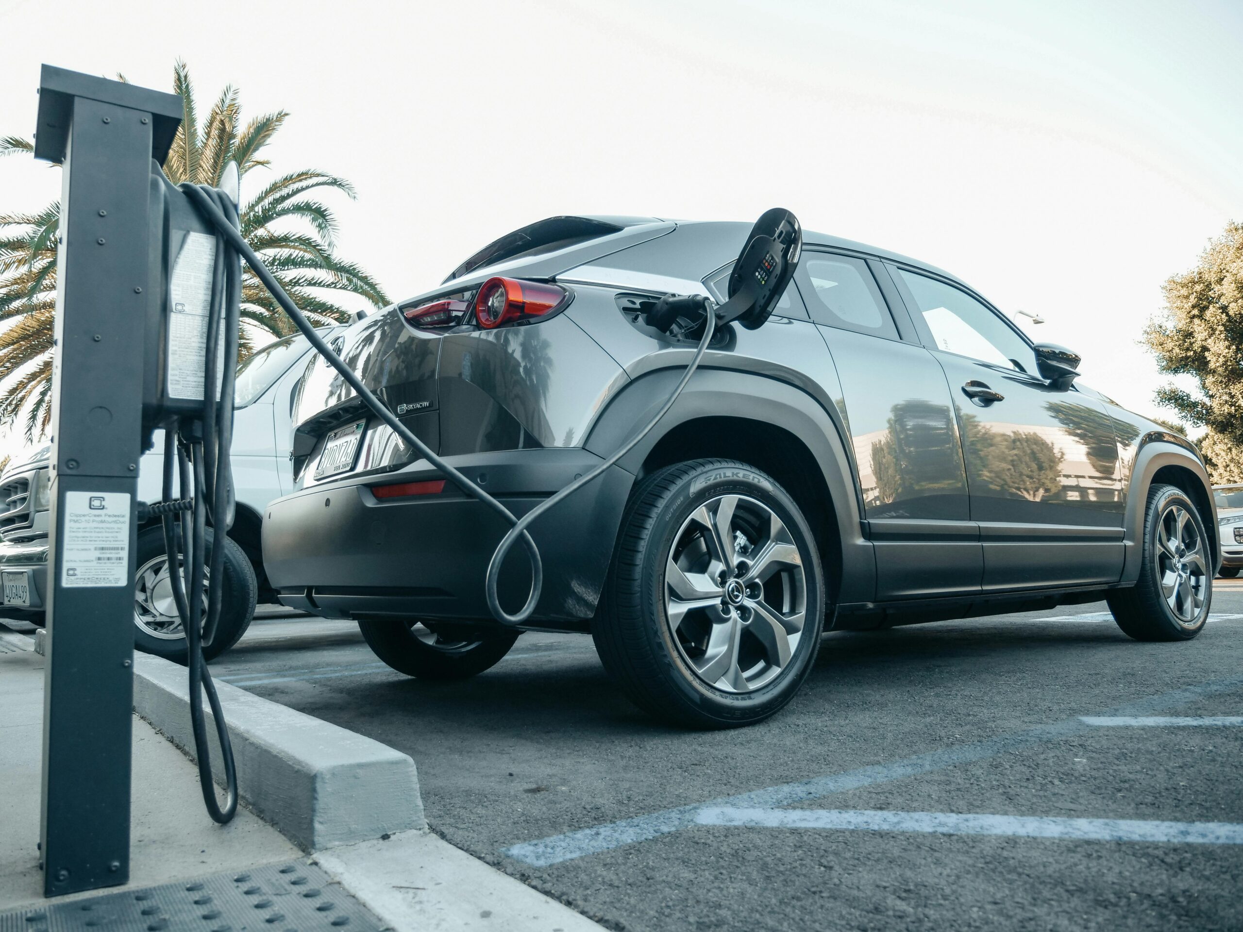 Revolutionizing Transportation The Impact of Electric Car Charging Infrastructure on Adoption Rates