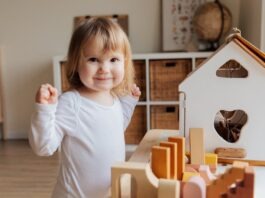 5 Tips for Choosing the Perfect Toy for a Baby or Toddler